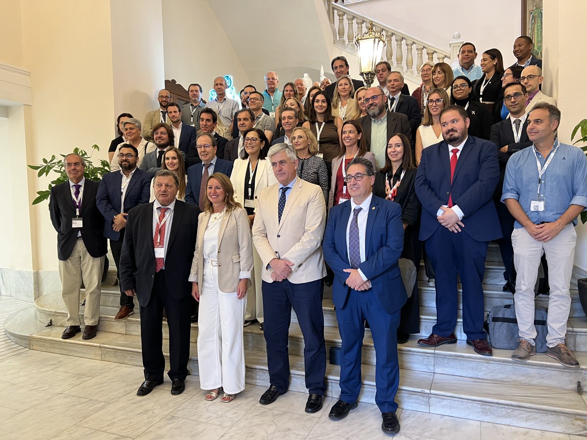 🏛️En la tarde de hoy la Alcaldesa de Castelló, <a href="/begonacarrasco/">Begoña Carrasco</a> ha recibido en <a href="/AjuntCastello/">Ajuntament de Castelló</a> a las diferentes autoridades que asisten al #CIT2025  y ha recalcado el orgullo que supone para la ciudad acoger un congreso de estas características.

#Transparencia #derecho #Castellón