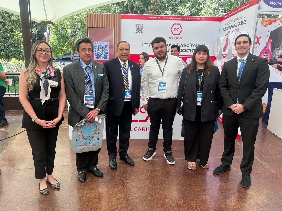 #DiplomaciaComercialGT | El #VicecancillerGT Julio Orozco participa en la 12ª edición de #Manufexport, organizada por <a href="/AGEXPORTGT/">AGEXPORT</a>, junto a las Consejerías Comerciales de Guatemala en Miami, Los Ángeles y Canadá. Asimismo, las 21 Consejerías Comerciales apoyaron en la