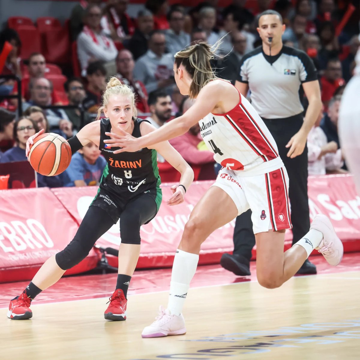 Casademont Zaragoza se marcha al descanso con un +6 en el marcador ante Zabiny Brno.

🔝Helena Pueyo, la más destacada: 9 PTS, 3 REB, 3 AST, 3 ROB y 17 EFF.
🔥Mariona Ortiz: 8 puntos y 6 asistencias.

📸FIBA