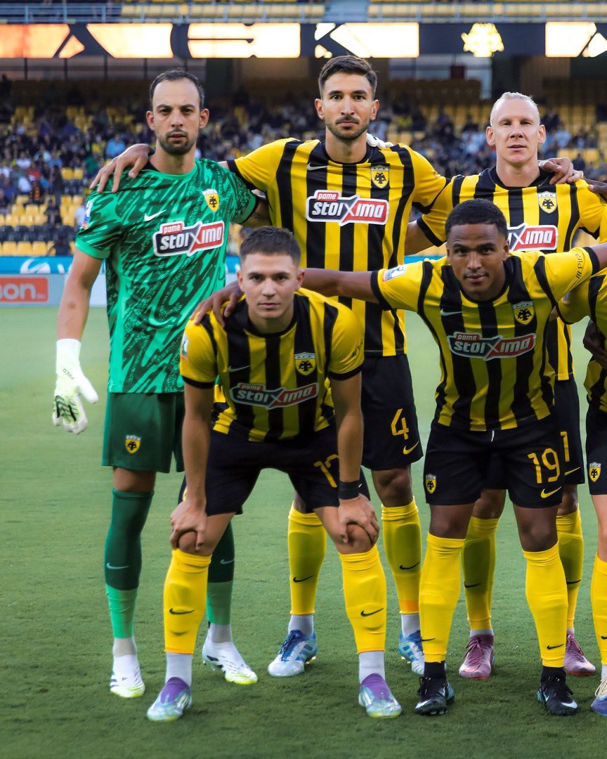 AEK_FC_OFFICIAL's tweet image. Matchday moments 🏟️🔥💥
#aekfc #aekfcseason2025_2026 #kypelloelladas