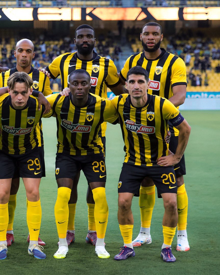 AEK_FC_OFFICIAL's tweet image. Matchday moments 🏟️🔥💥
#aekfc #aekfcseason2025_2026 #kypelloelladas
