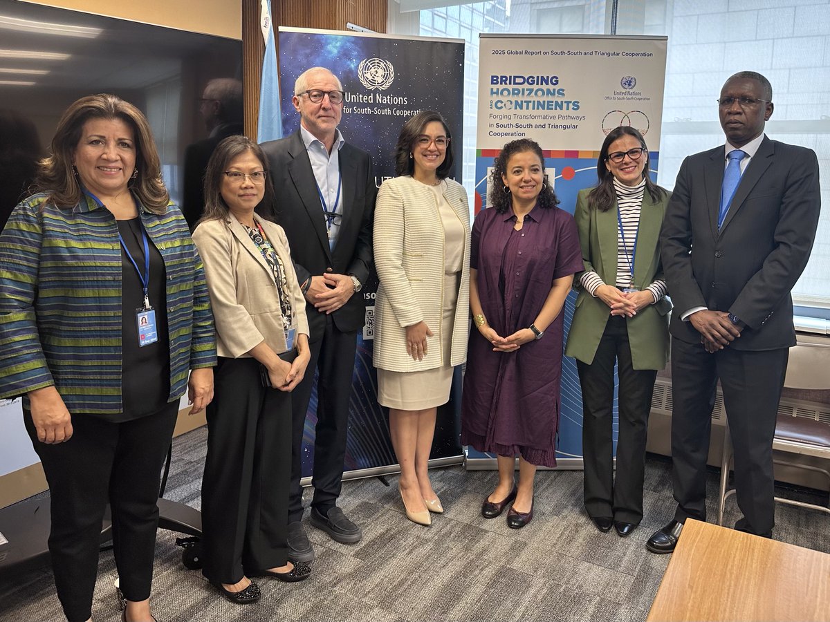 On the sidelines of #UNGA80 <a href="/UNOSSC/">UNOSSC</a> Director Dima Al-Khatib discussed scaling up partnership with the delegation of H.E. Mrs. Egriselda López, Ambassador of El Salvador to the <a href="/UN/">United Nations</a>, and Mr. Alejandro Gutman, President of the Directorate of Integration, Presidency of El Salvador.
