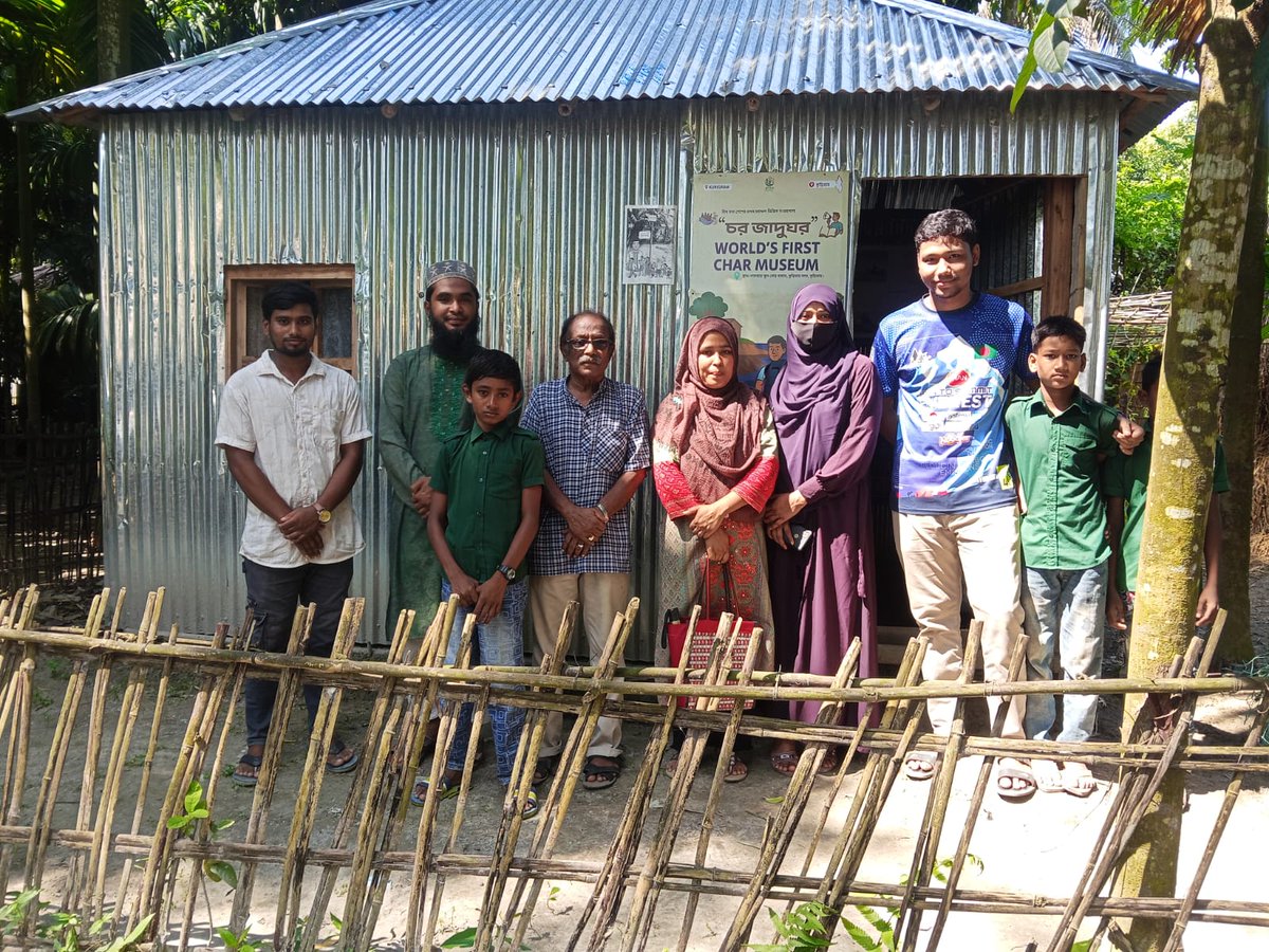 SeeToSwapan01's tweet photo. At our invitation, Shafi Khan—ex-Prothom Alo journalist &amp; a pioneer in char reporting—visited Bangladesh’s first Char Museum today.
His journey &amp; advice inspire our youth to keep the char stories alive! 🌱✨
#CharMuseum #Kurigram #ClimateJustice #swapan #youthAction https://t.co/HhffKscycg