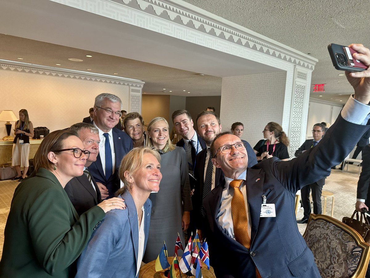 #UNGA week is crazy hectic for everyone but no way that Nordic Baltic #NB8 Foreign Ministers would miss a meeting with our Ukrainian colleague
<a href="/andrii_sybiha/">Andrii Sybiha 🇺🇦</a>.

🇺🇦 🇩🇰 🇪🇪 🇫🇮 🇮🇸 🇱🇻 🇱🇹 🇳🇴 🇸🇪