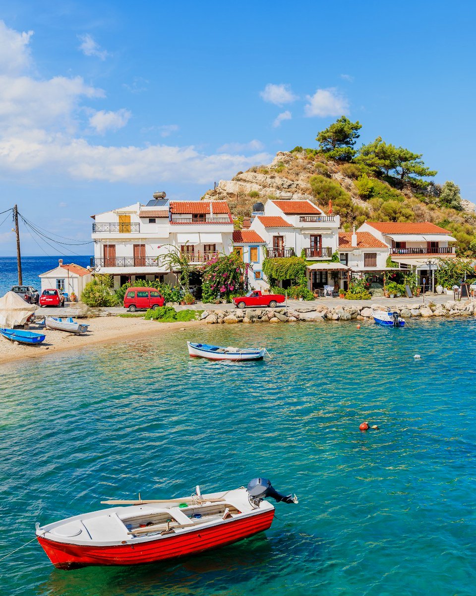 GreekPictures's tweet image. #Kokkari: where time floats gently. 🇬🇷 #Samos
📷 @VisitGreecegr