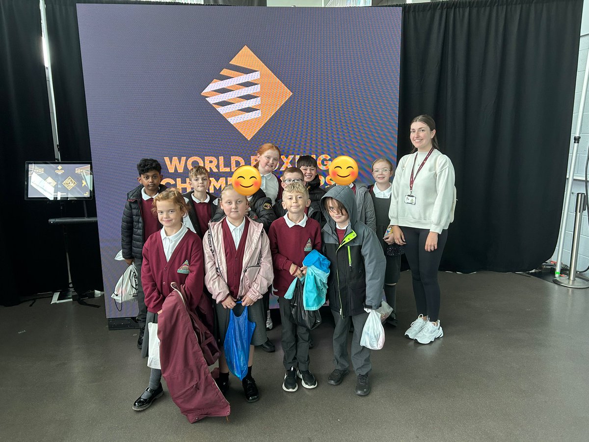 Miss Watkins tweet media