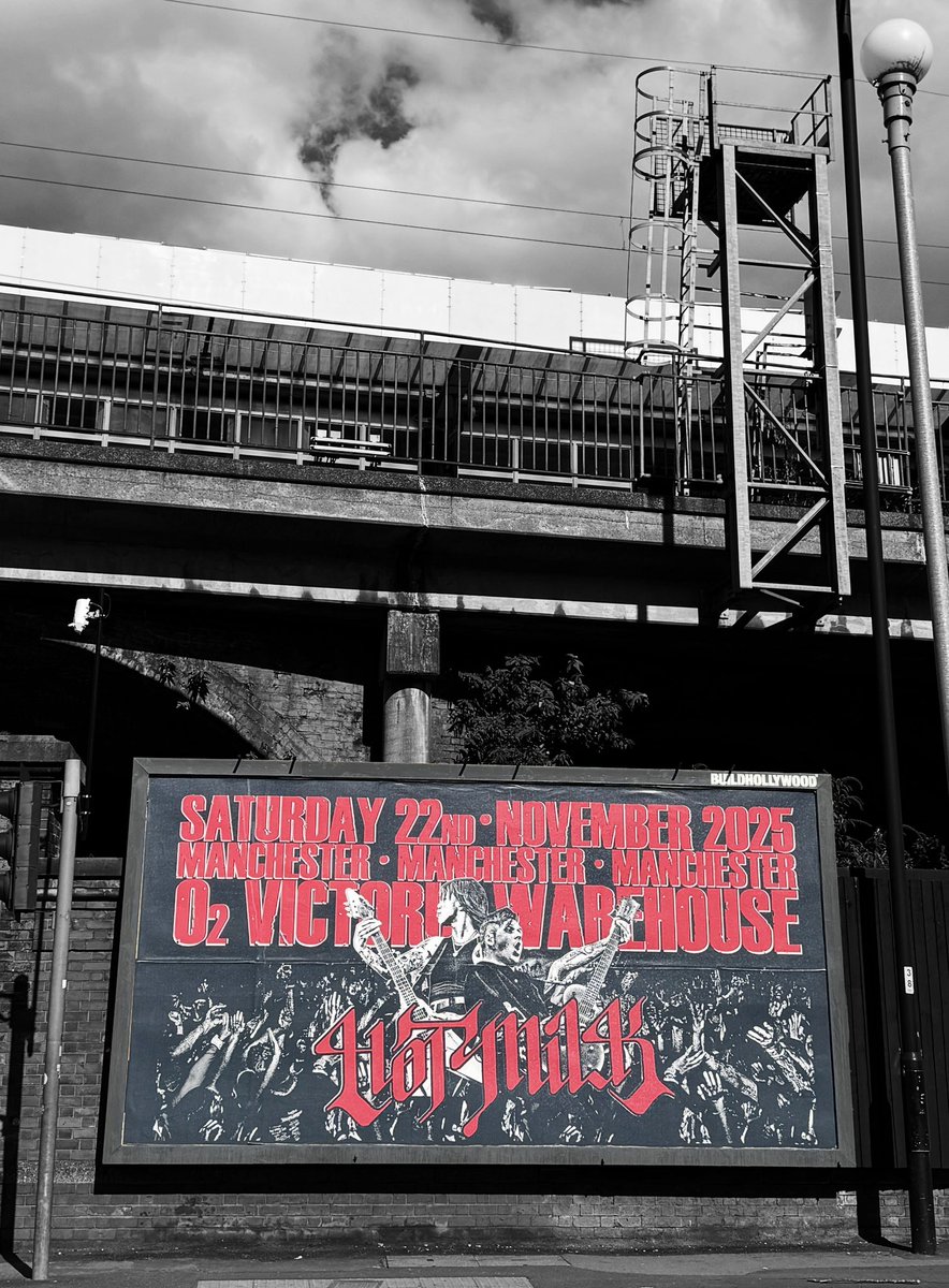 HOT MILK IN PICCADILLYS GUTTER.

TAKE A PIC IN FRONT OF THIS BILLBOARD OUTSIDE PICCADILLY STATION IN MANCHESTER IN THE NEXT TWO WEEKS N TAG US.

WIN BIG MERCH BUNDLE
&amp;
MEET US.

BIG LOVE.
❤️‍🔥❤️‍🔥