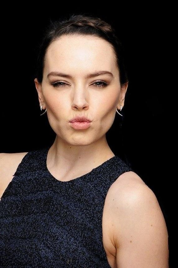 #WCW 
My beautiful trendy girl.
<a href="/FairestKenobi/">Rey Drivver -RP Account 🦋</a>