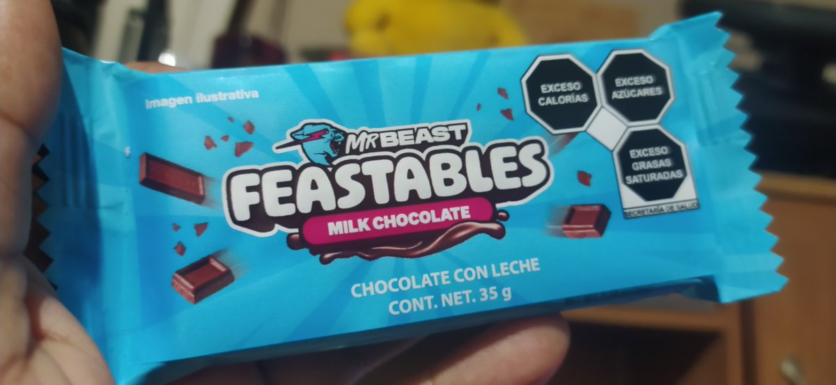 Pagar casi $5 dlls por un Feastables, <a href="/MrBeast/">MrBeast</a> espero que el precio realmente valga la pena 😬