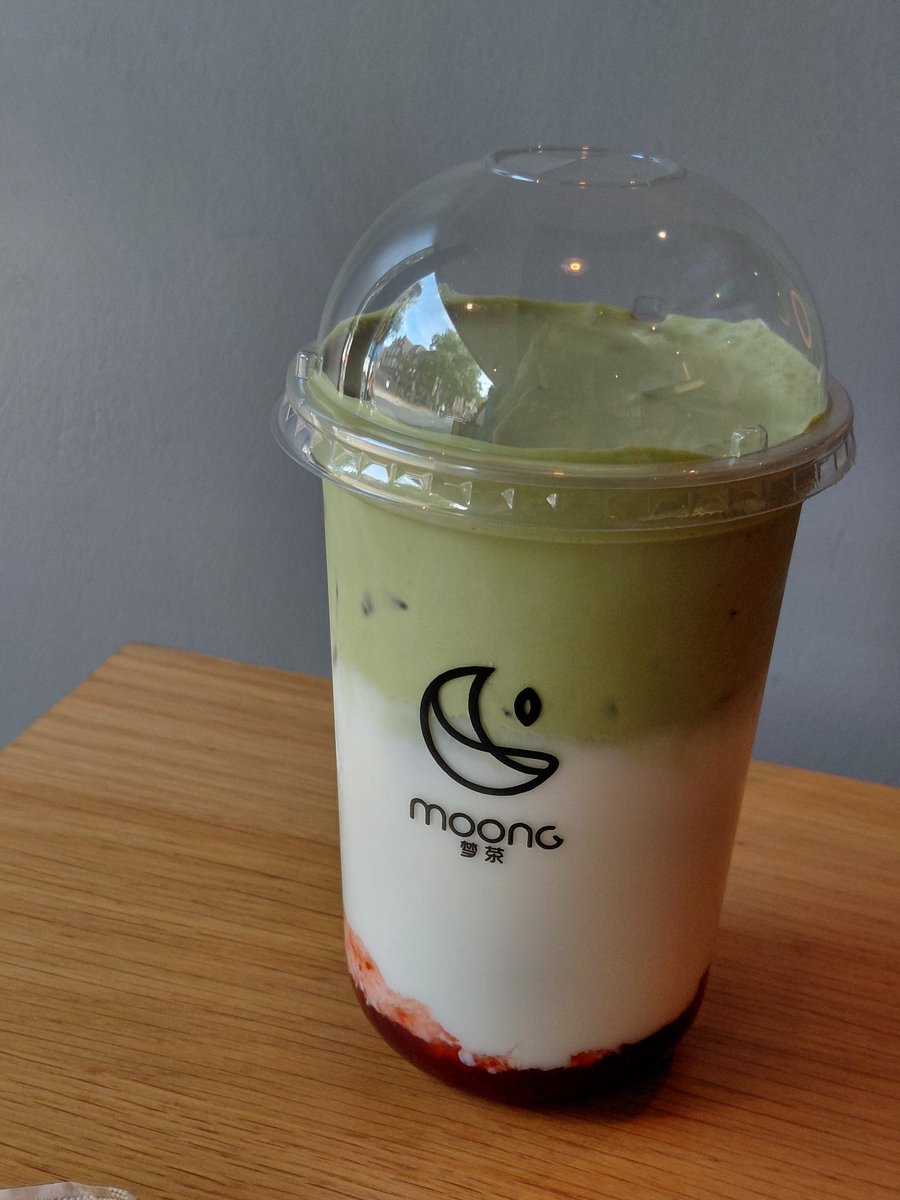 icedmarinalatte's tweet photo. life outside of twitter <3 https://t.co/aq3hftwsyK