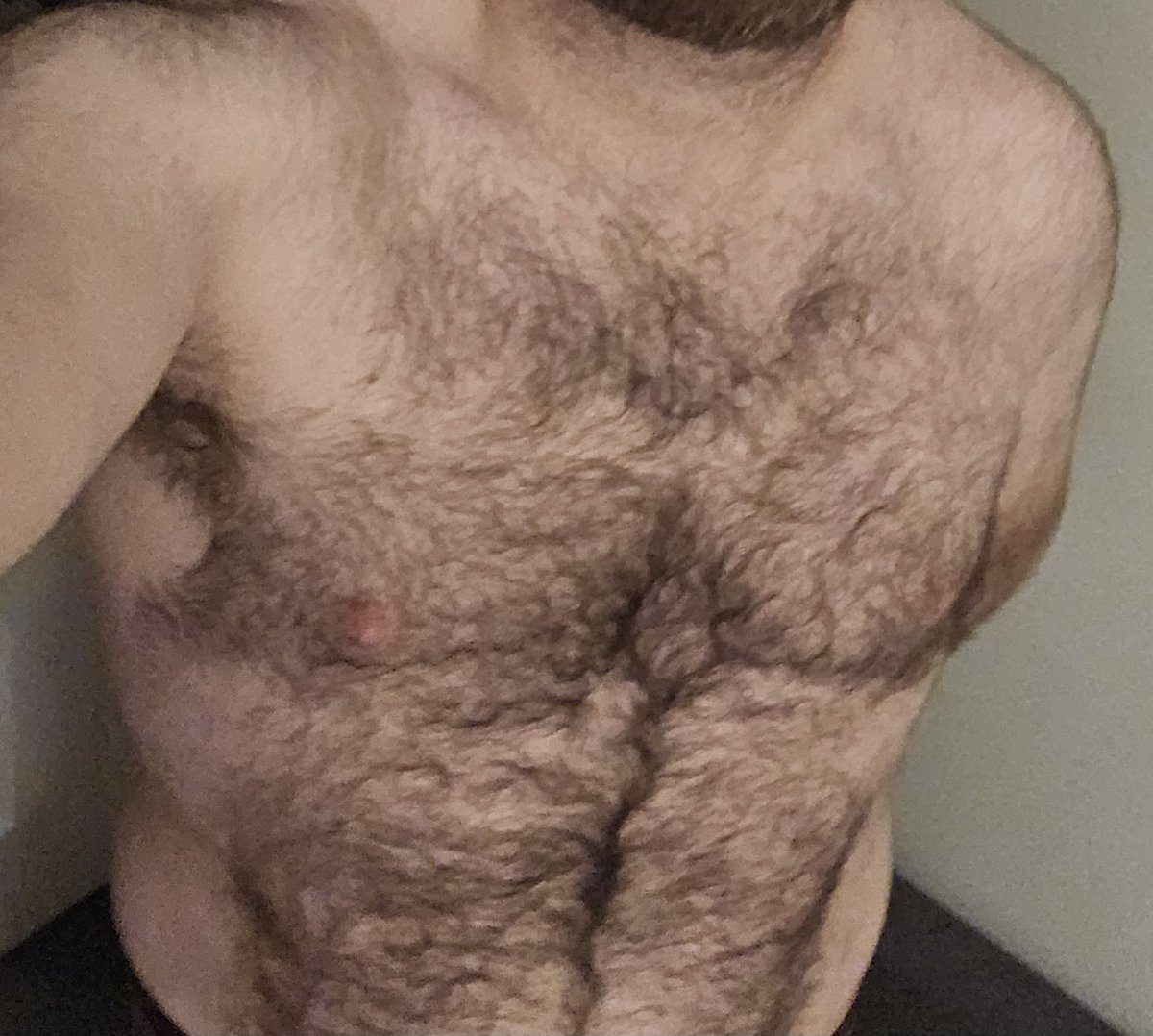 bearylondon's tweet photo. No filter, just fur. Showing up as I am. Come say hi if this is your thing
#HairyMen
#BeardAndBodyHair
#GayVibes
#NSFWGay
#BodyHairGoals
#GayConnect
#BearLovers
#FurryAndProud https://t.co/WdJGKsPjJB