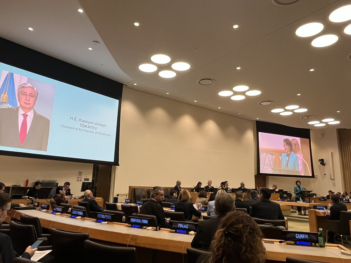 KazakhPM_UNOG's tweet image. #UNGA78 event on #PHC opened with 🇰🇿Minister Alnazarova delivering a message from President Tokayev. Minister invited Member States &amp;amp; international organizations to join and support the Global Coalition on PHC. Event attended by @DrTedros, @hans_kluge &amp;amp; high-level dignitaries.