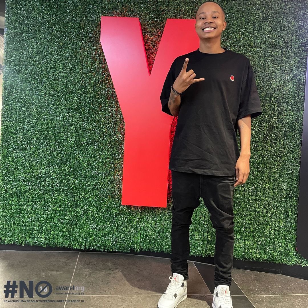 It’s a wildcard kinda night and for this weeks #KingOfKicks edition, we’ve got <a href="/Lesedithedj/">LESEDITHEDJ</a> in the building to chat about kicks with <a href="/RussianBearSA/">Russian Bear Vodka</a> 👟
#Uncensored