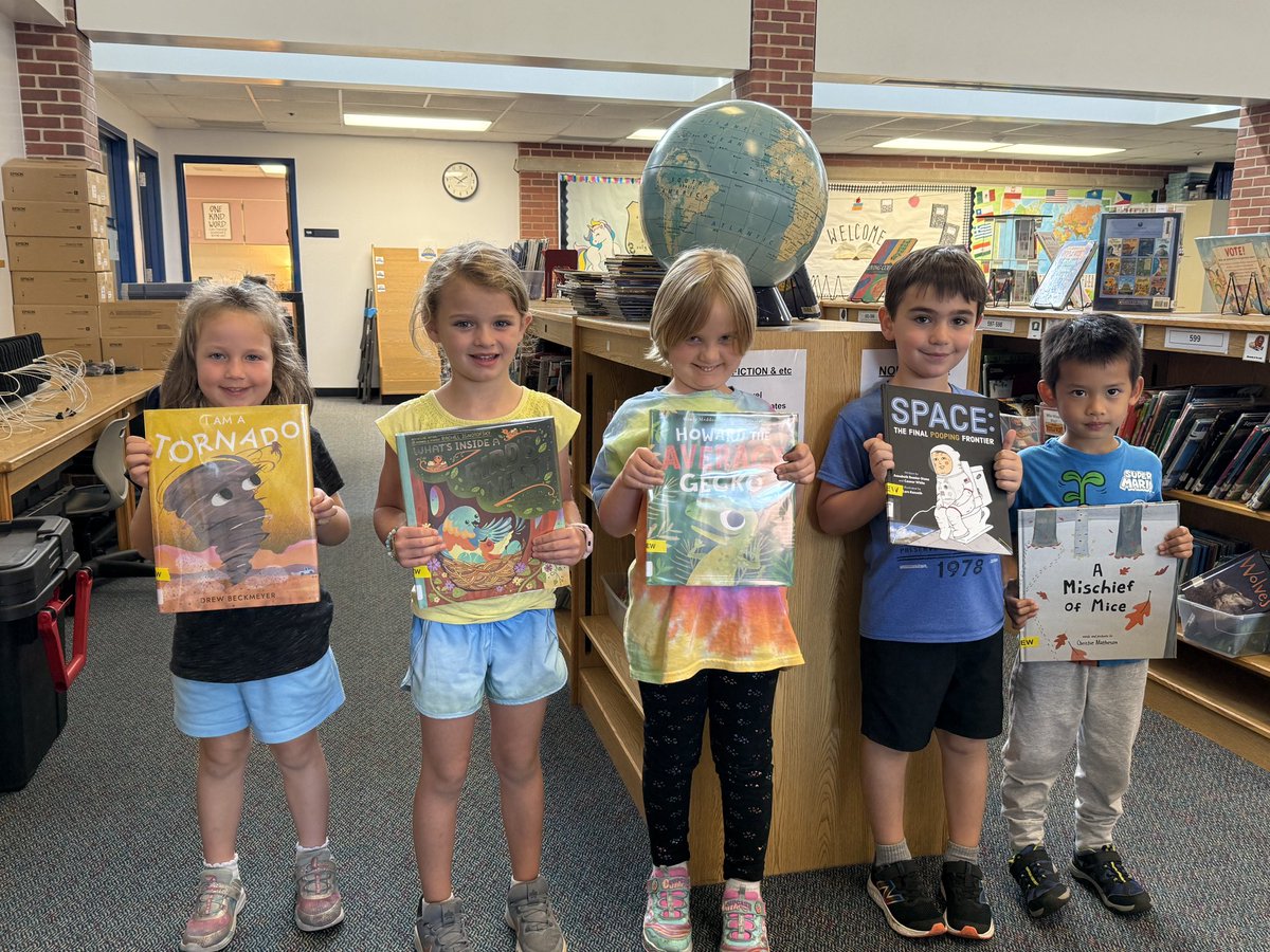 It is <a href="/MissEisenhuth/">Emily Eisenhuth</a> class turn to send thank yous for their Adopt-a-book donation!  #thankyou #keepreading #itmatters 📚🦅<a href="/IvyHillEagles/">Ivy Hill Eagles</a>