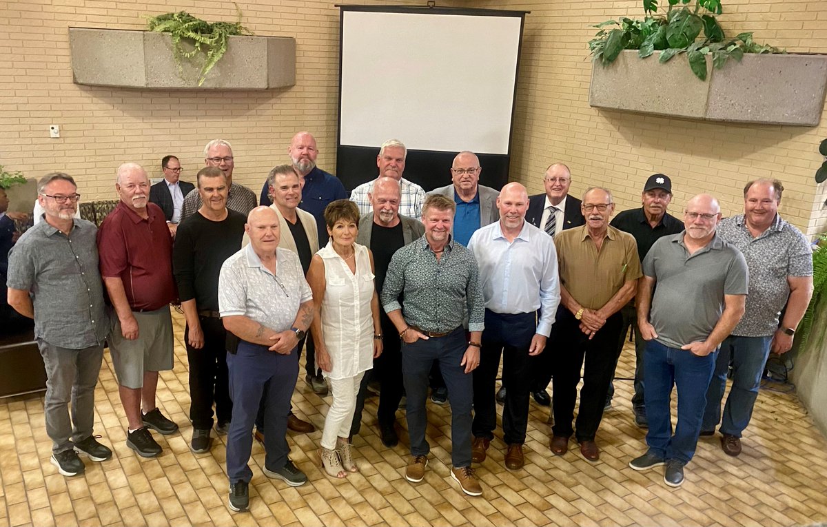 MHCA had a great 70 year celebration at Medicine Hat college. 
Thanks to our hosts MH College.

Many of our past presidents attended and they are pictured here.