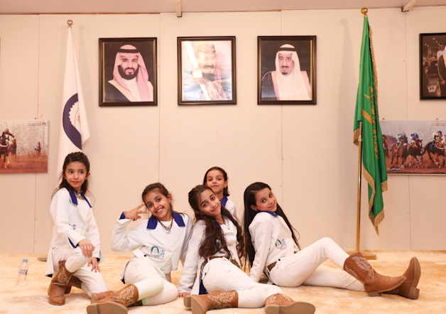 📸|🇸🇦 تتقدم إدارة ميدان الأمير فيصل بن خالد للفروسية بمحافظة المجمعة بالشكر والتقدير لــ  "  اكاديمية مسار الفروسية " على تواجدهم في حفل اليوم ومشاركتهم بركن الميدان المشارك في احتفالات #اليوم_الوطني_السعودي_95 💚 بحديقة المقصورة  .
#عزنا_بطبعنا 🇸🇦