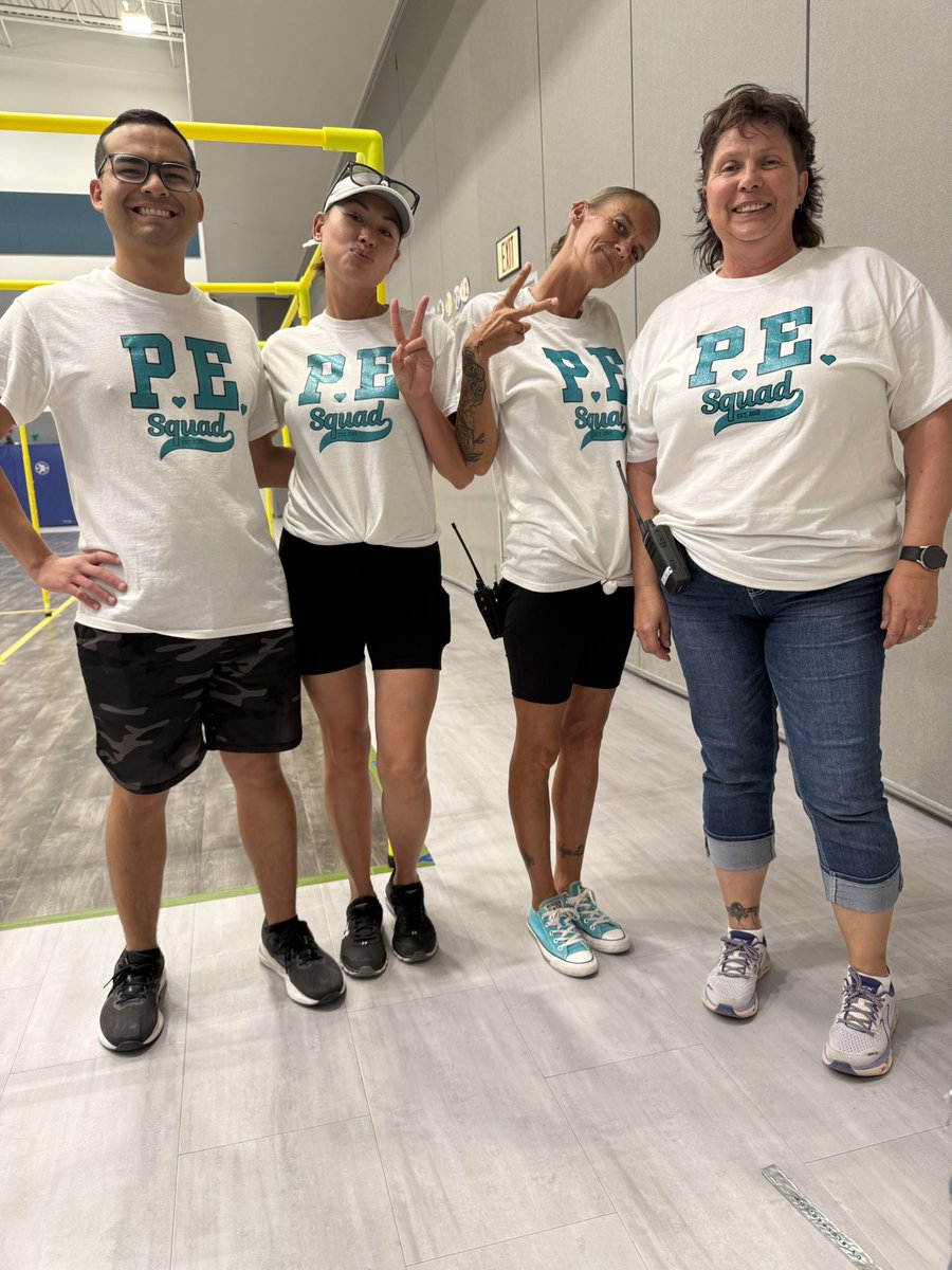 PeneciosRane's tweet image. Don’t you just love it when you show up to work and and fellow staff are wearing the same outfit together and not even know it? 😊 PE Squad ❤️ #CTEHeartAtWork