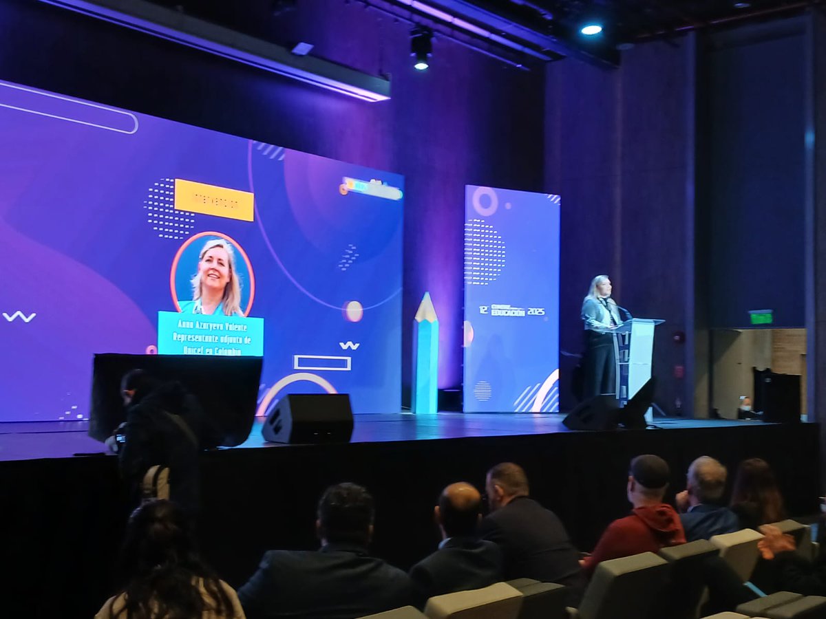 Invertir en aprendizaje es la clave para garantizar productividad, equidad y desarrollo sostenible. Para ello, es necesaria la suma de voluntades y sumar esfuerzos por parte de aliados, institucionalidad, comunidad educativa y sociedad civil. #EducarParaElFuturo | #CLE2025 (4/4)
