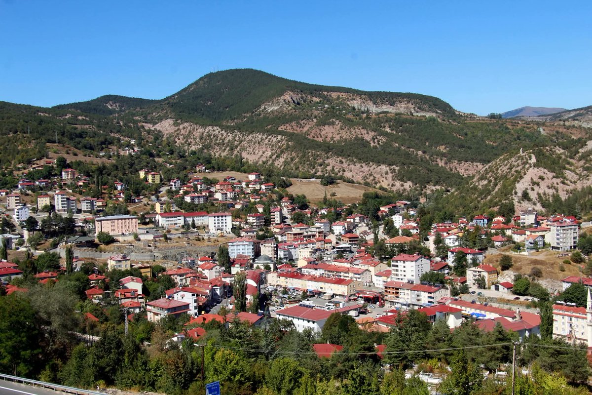 Meteoroloji Genel Müdürlüğü'nün son verilerine göre, Ordu genelinde 23 Eylül akşamı ile 24 Eylül sabahı arasında en düşük sıcaklık 3,1 derece ile Mesudiye'de kaydedildi. 
Ordu merkezde ise sıcaklıkların 3,1 ile 17,7 derece arasında değiştiği gözlendi.