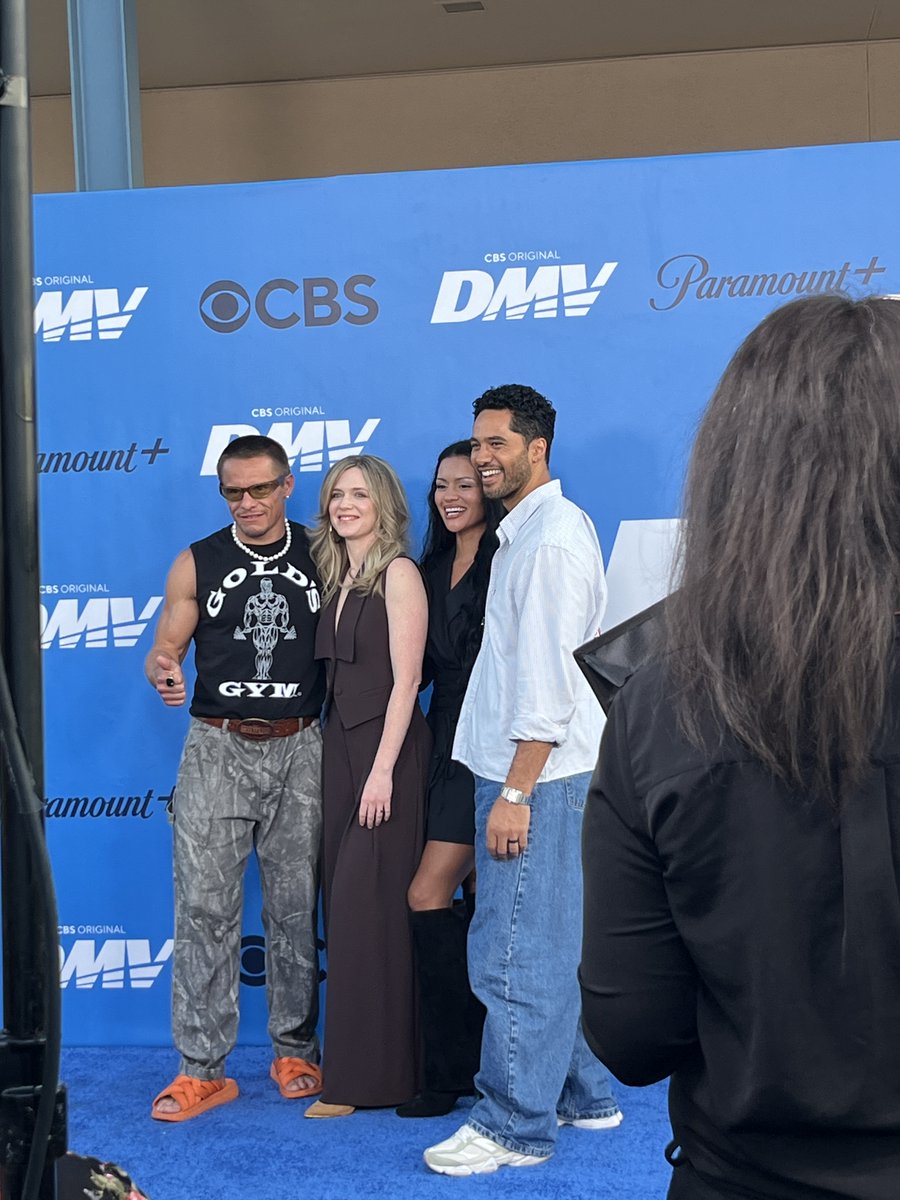 ZHJB1's tweet image. First time having fun at the DMV! 🚘🪧Went to the premiere of DMV - CBS new show. Will definitely be tuning in October 13! #DMVCBS
