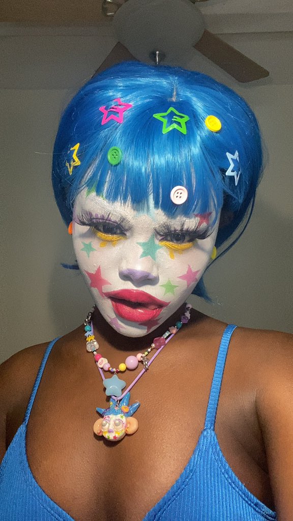 starfaced ⭐️💙🤡