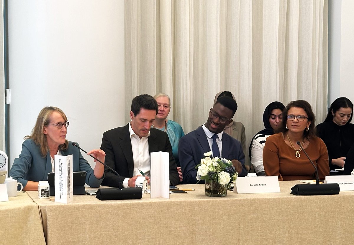 2/ Progress requires ambition along with meaningful commitments from many stakeholders. We'll be there to inform these solutions, from providing the latest freshwater research from <a href="/IISD_ELA/">IISD Experimental Lakes Area</a> to trusted advice on harnessing #NatureBasedSolutions for effective water management.