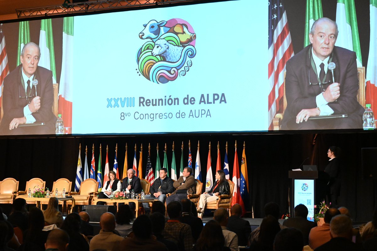 Autoridades, referentes e investigadores de INIA participaron en la XXVIII reunión de la Asociación Latinoamericana de Producción Animal y en el 8vo Congreso de la Asociación Uruguaya de Producción Animal. 🐑🐂🐄