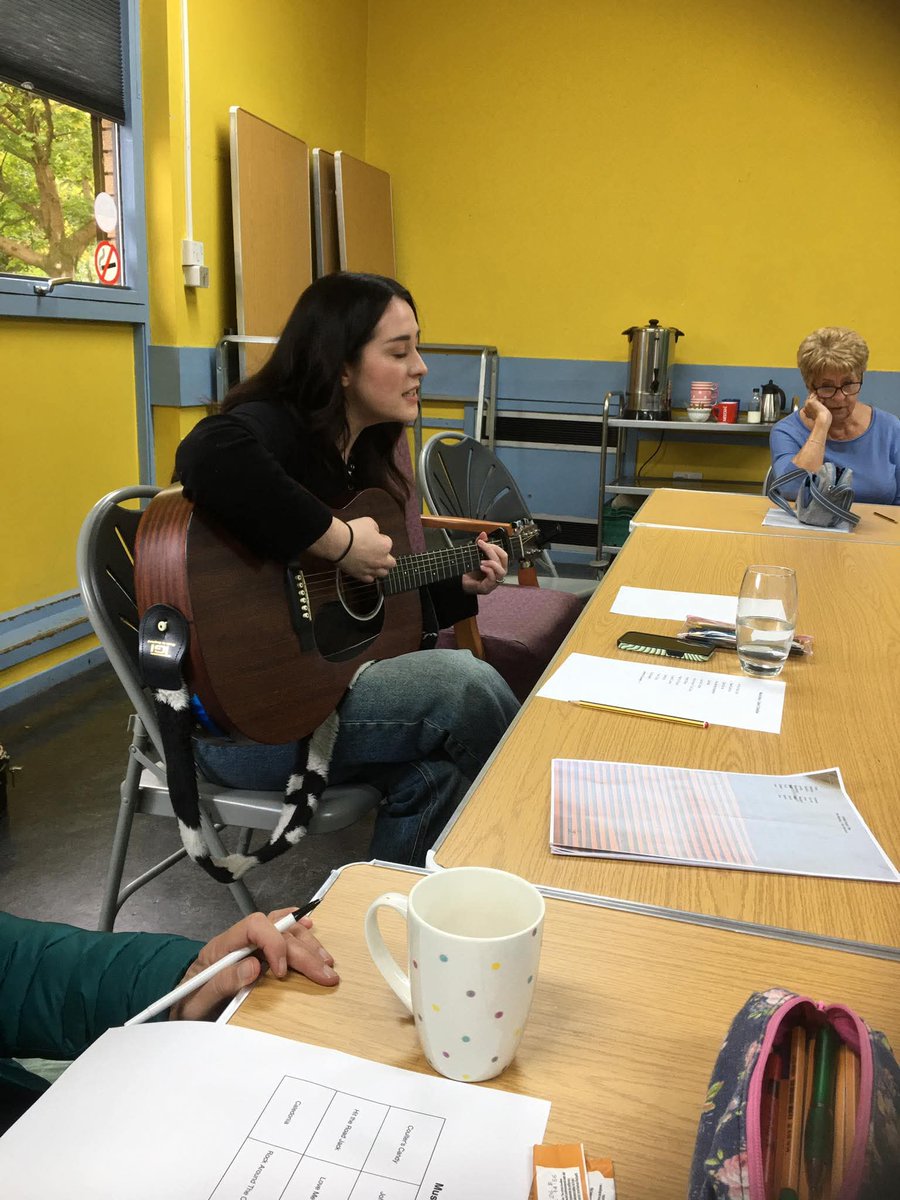 A busy Wednesday afternoon at STAND's meeting centre space at Cadham Neighbourhood Centre in Glenrothes today. On the menu today....the amazing Robyn Smith.