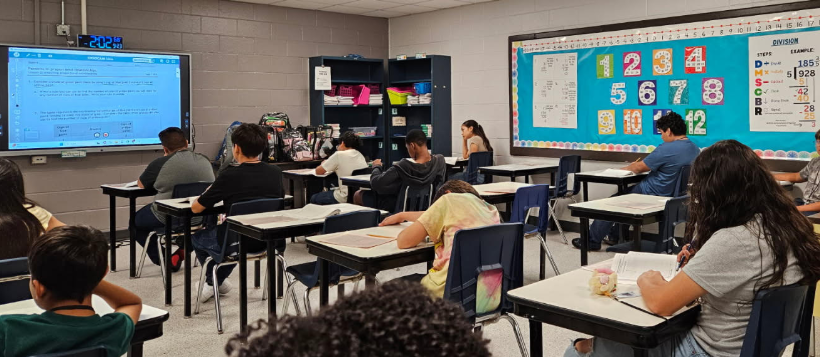 JohnStem_EISD's tweet photo. ๐โ Instructor Tranโs 7th grade math class is spotting patterns in proportional relationships like pros! ๐ก๐ข
Ratios, tables, and graphs โ oh my! ๐๐ฅ #MathInAction #7thGradeMath #ProportionalPower https://t.co/cAbUDhz8GL