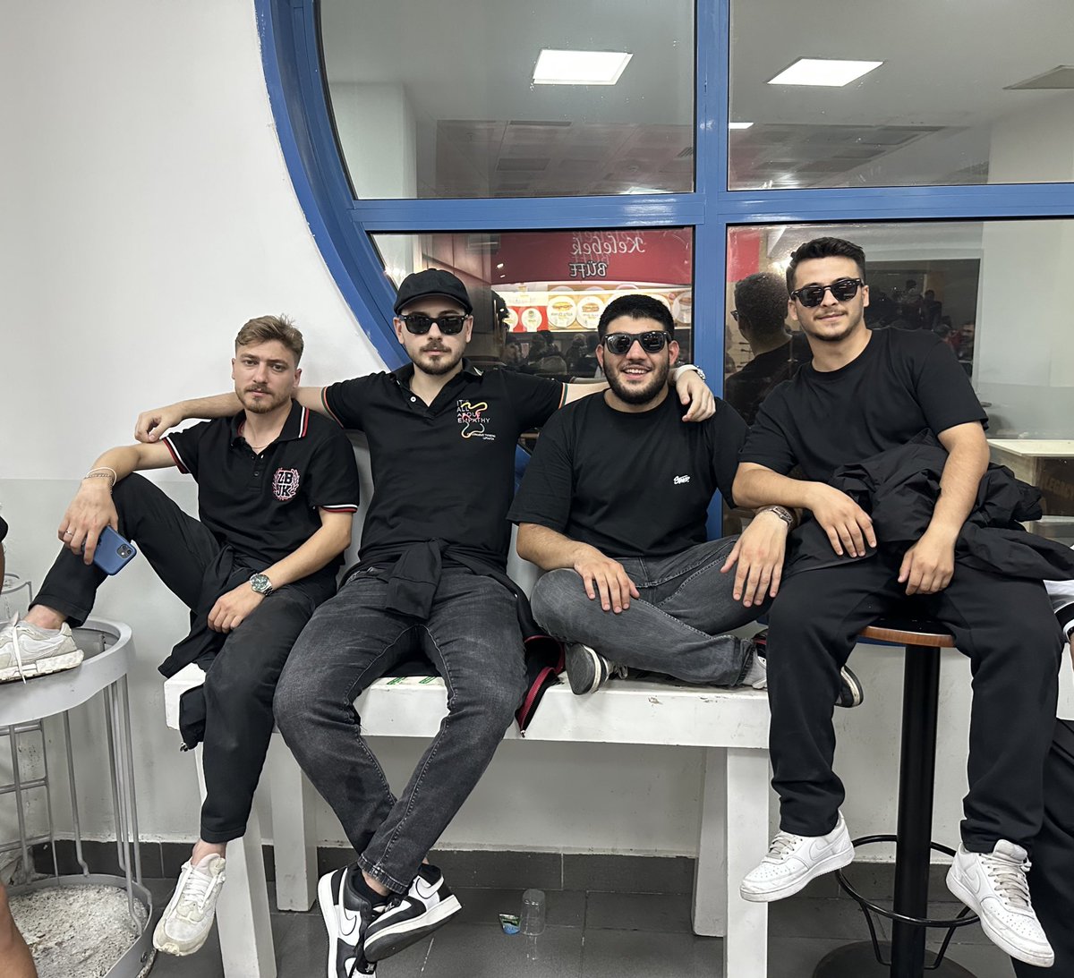 emirgelen7's tweet photo. Besıktas Istanbul 🦅 https://t.co/6f7Rkmgpsf
