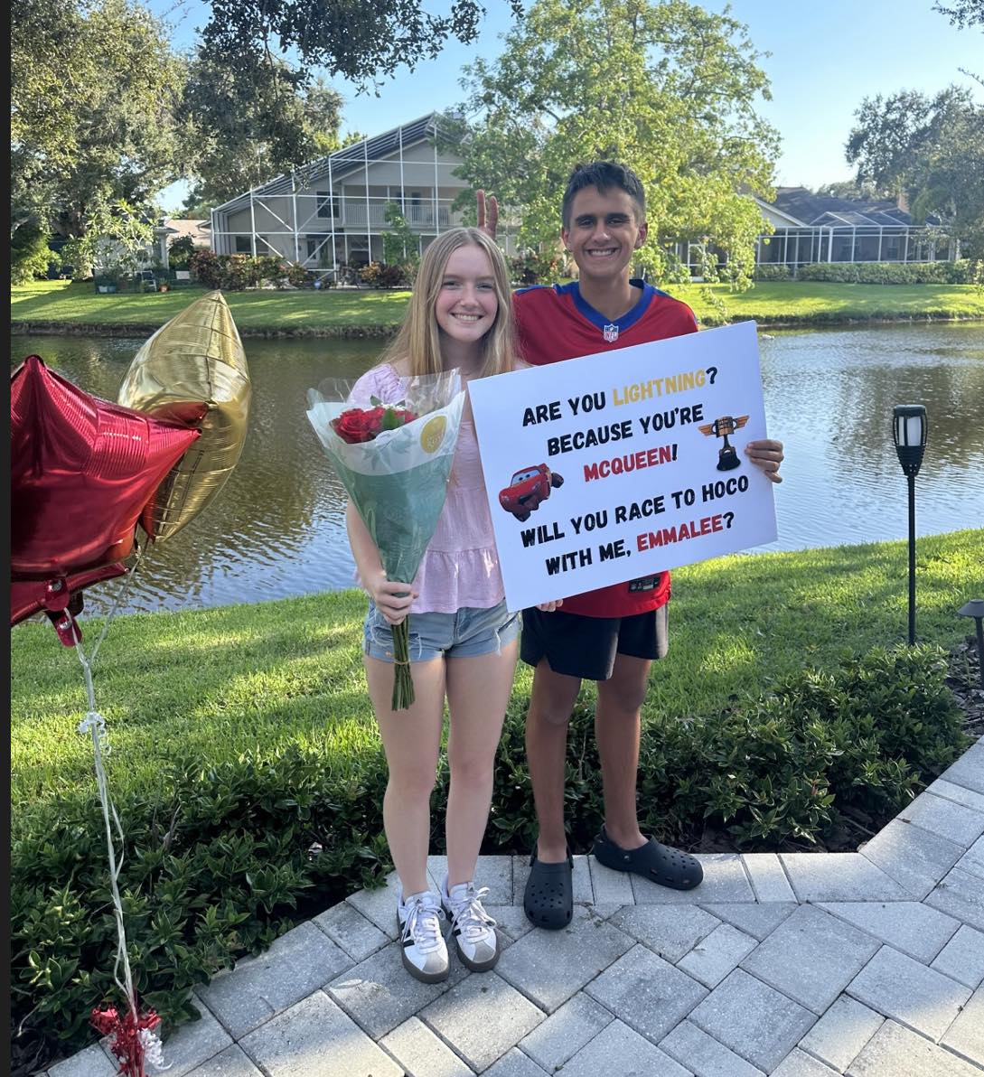 my_pcs's tweet image. Osceola Fundamental is glowing with Homecoming spirit! ✨ We love seeing our students’ creativity and school pride shine. Share your favorite Homecoming moments with us for a chance to be featured on our page! 📸  forms.pcsb.org/232054991199061