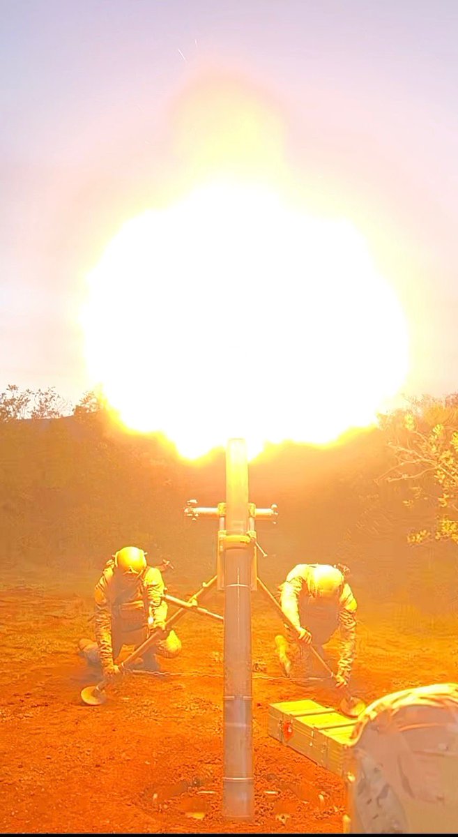 Personal del Regimiento N° 6 “Chacabuco” junto a integrantes de la <a href="/IiChile/">II División Motorizada del Ejército de Chile</a> realizan #InstrucciónyEntrenamiento de empleo de unidades de morteros para reforzar conocimientos técnicos y tácticos, unificar procedimientos y asegurar un trabajo coordinado en apoyo de las misiones