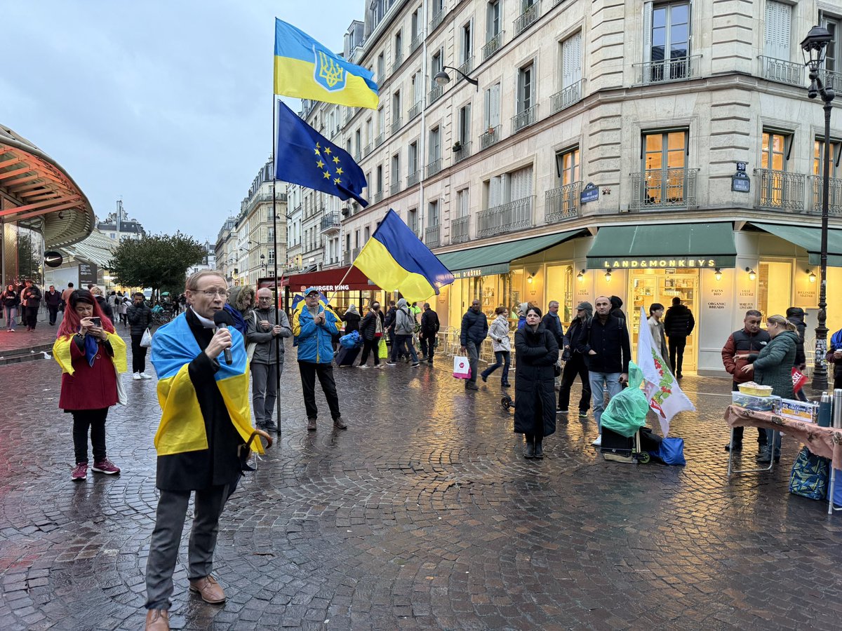 Fr_Bechieau's tweet image. Pour gagner une juste et durable paix en #Ukraine, pour que cesse l’agression par la #Russie de #Poutine, protégeons le ciel ukrainien et renforçons notre aide logistique et militaire au peuple ukrainien ! #StandWithUkraine #SlavaUkraini #Zelensky #Europe @union_ukr_fr 🇺🇦🇫🇷🇪🇺🇺🇦
