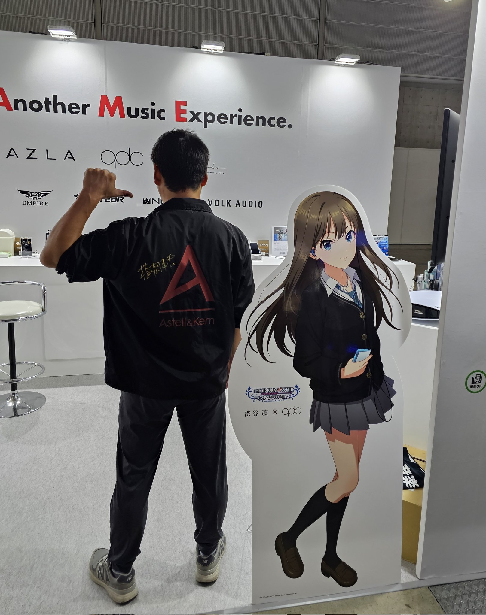 まっすぐに進み続けるアイドル 渋谷凛　(福原綾香金箔押しサイン入り) 81pzCcQyvnL._UF350,350_QL50_.jpg