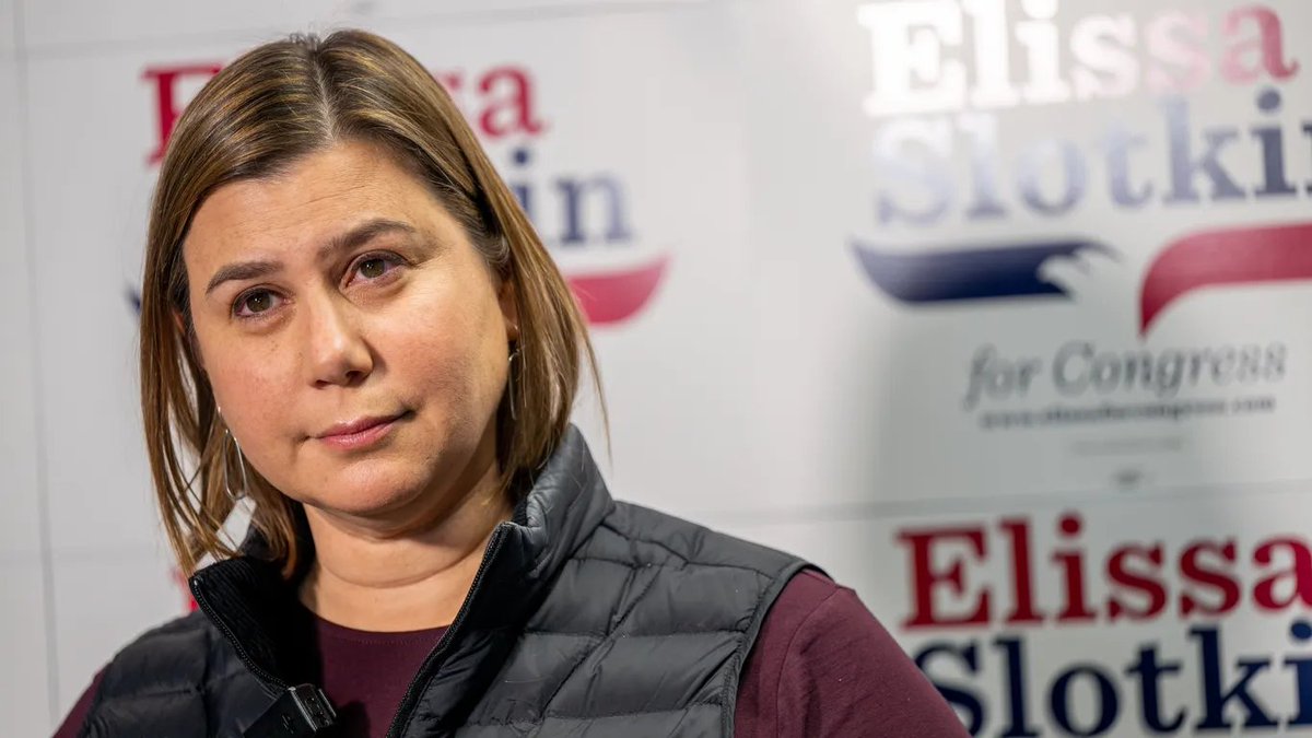 Caught US Senator Elissa Slotkin for Michigan Smurfing $16,126,348 into her campaign committees! 

Smurfing is criminal money laundering by politicians into their campaigns. Slotkin is stealing the identities of elderly citizens to do it. 

Read about Smurfing at