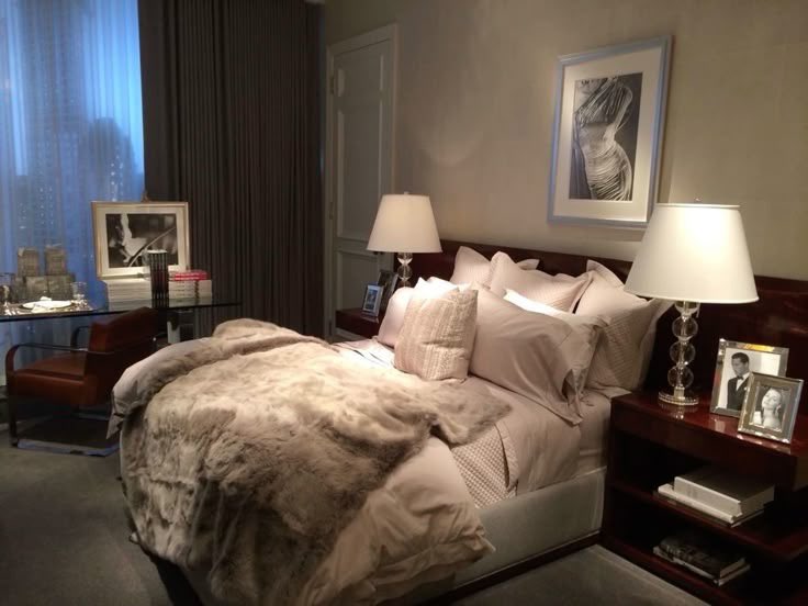 elegantlleo's tweet photo. Pictures emit a vanilla scent https://t.co/Q643qVTzTV