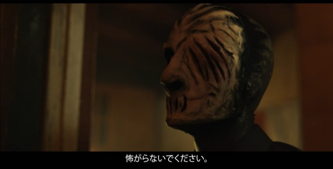 kichigaihakase's tweet photo. 『目に見える友人 - The Visible Friend』をアマプラでレンタル。鬱積する怒りを抱え生きる男性、人生に絶望した彼の前に仮面の男が現れる。重く沈む男性の心理を表現したような陰鬱な映像、救いのない展開と惹かれる部分はあるけれど、意��が伝わらないシーンも多く、観る人を選ぶ感じの作品でした。 https://t.co/RZLtP2J6E8