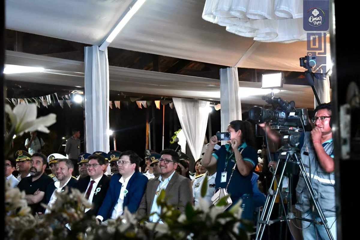Participamos de la sesión de honor de la Asamblea Legislativa Departamental de Pando en honor al 87 Aniversario de Fundación de Pando, acompañando al presidente en ejercicio, Jilata David Choquehuanca, ministros, autoridades y representantes nacionales, departamentales y locales.