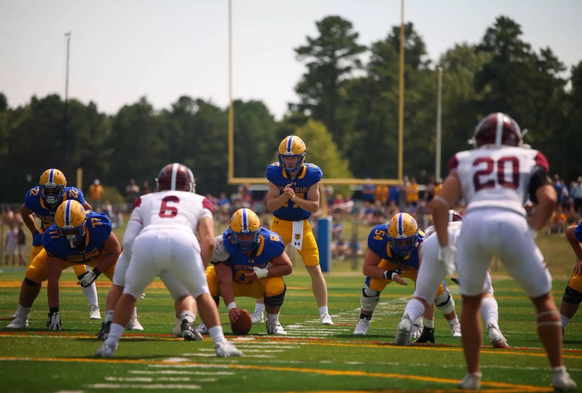 lombardi_aj08's tweet photo. After a great conversation with @Coach_Lebeau and @coach_cdunn, I’m truly blessed to receive my first offer to Western New England University! #agtg #GoGoldenBears @MsgrFarrellFB @CoachParnese66 @Coach_Schmidty https://t.co/5NiIl1MXEs