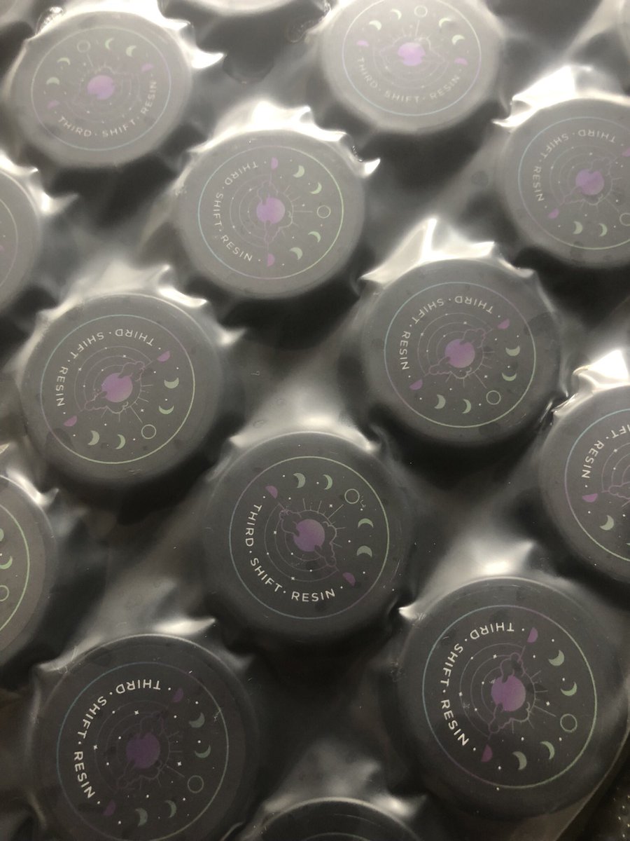 Went faster than I could even post 🔥🔥🔥 <a href="/thirdshiftresin/">Third Shift Resin</a> with the heaters