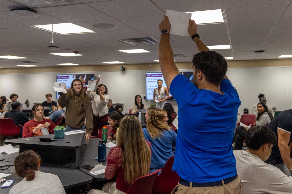 Center for Business Analytics tweet media