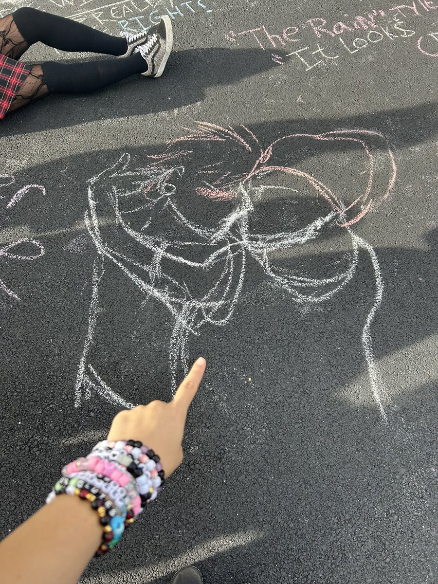 |-/ mari ✮⋆˙ XANNY DAY (@marberrystreet) on Twitter photo can’t take clikkies anywhere can’t take clikkies anywhere