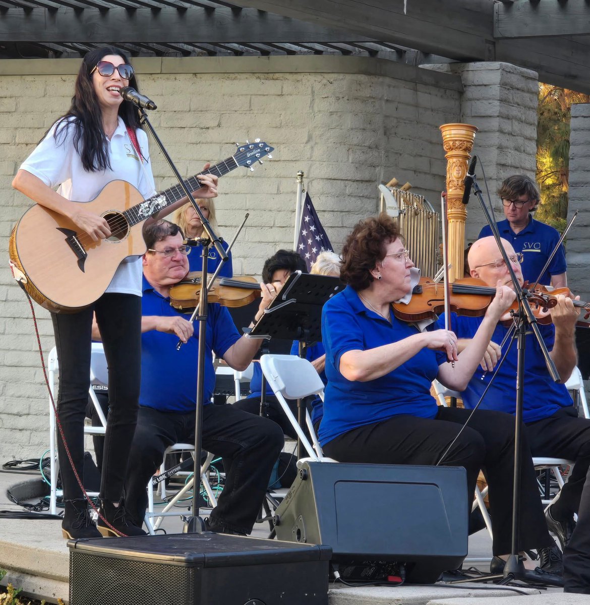 svorchestras's tweet image. The Simi Valley Community Orchestra &amp;amp; Choir, led by Joseph Metcalfe, performed for the International Day of Peace with solos by Isaac Arias, Katie Garibaldi &amp;amp; Dave Brisley. Next up for our Community groups: free concert Oct 3 at LDS Church on Sinaloa! (Close-up 📸 by SV Acorn 🙏🏼)