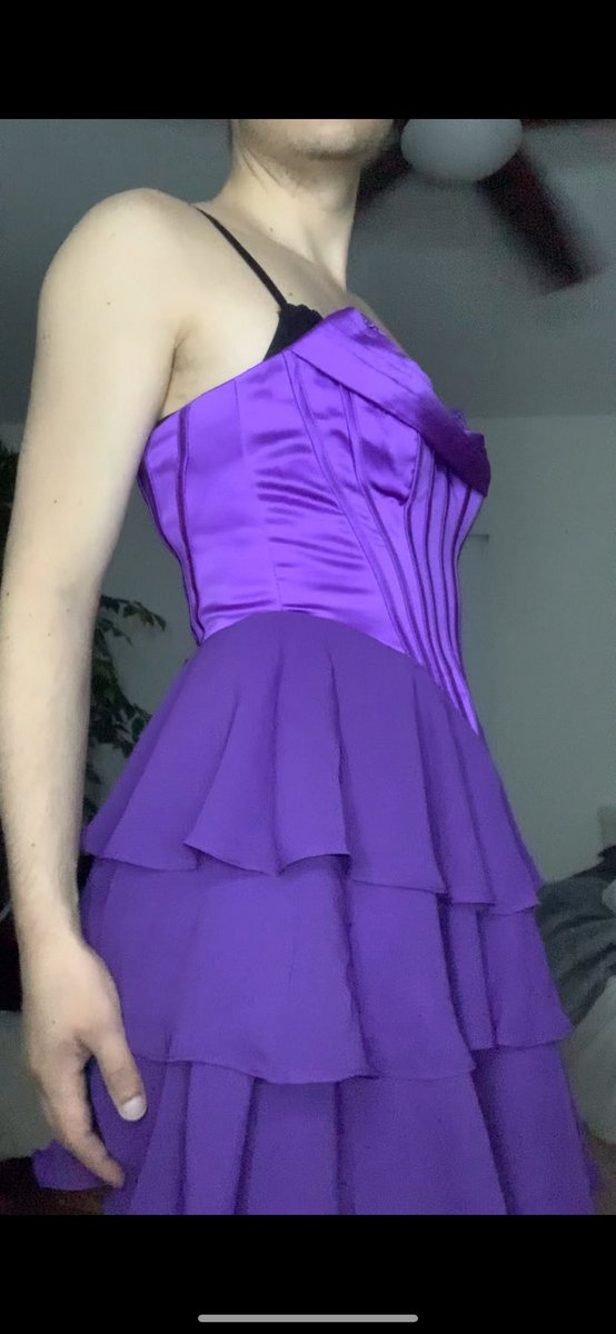 Got a new dress, would you Ike to lift it up and fuck me in the ass?