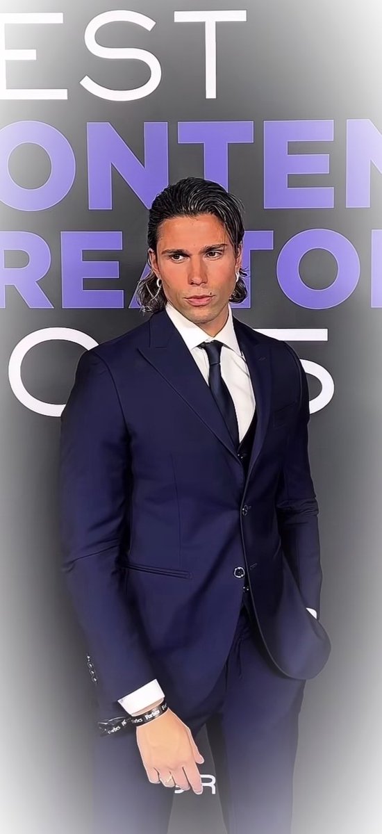 .. Impresionante!..🔥❤️‍🔥
#Lucaone24S