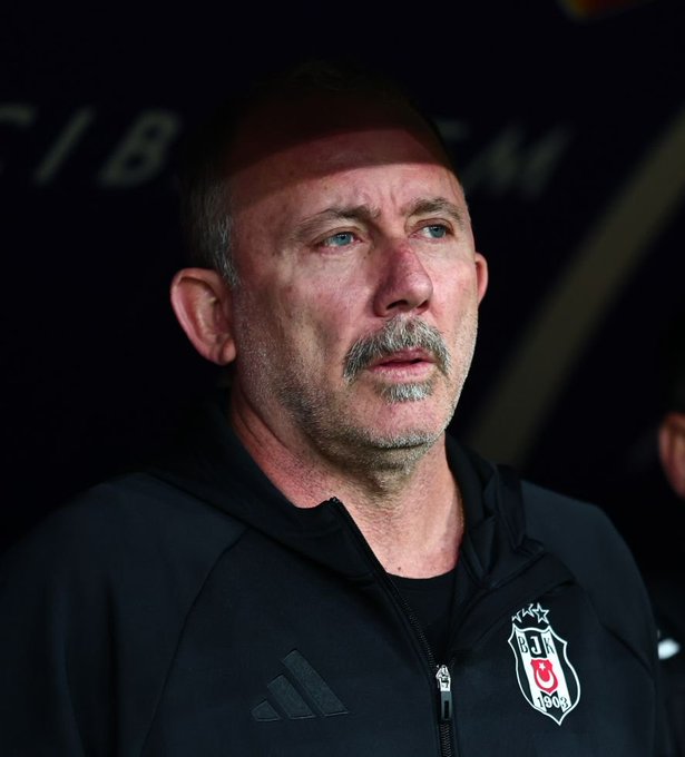 Sergen Yalçın: "+2 yabancı kontenjanında genç oyuncumuz yok. Sağ olsun Scout ekibimiz aylardır bu konuyla ilgili çok iyi çalışmış."