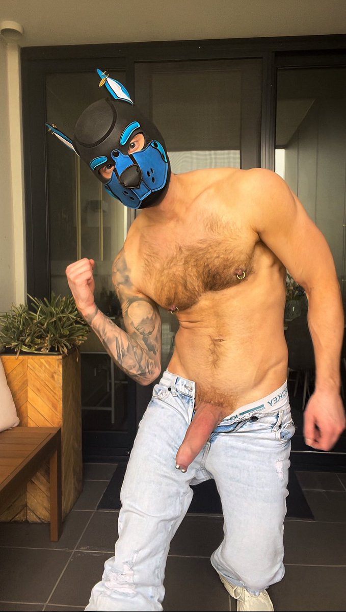 Oh naur my pants slipped by accident