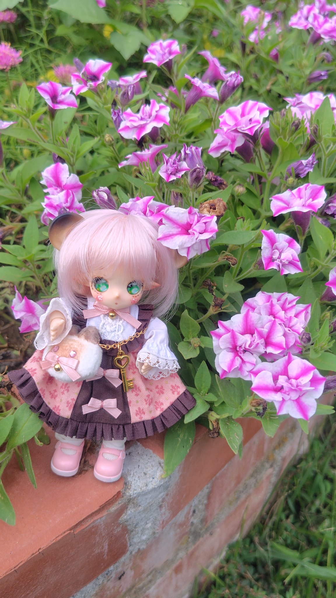 ディーラー製　花かごの小部屋　カスタム　描き目　オビツ11 ちびちび　未使用 花かごの小部屋様プチカスタムヤミースウィーツドール3/28発売