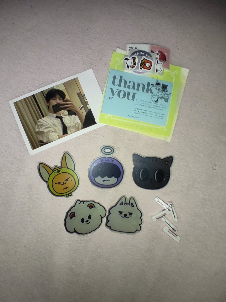 #fromjiji acılarla kanla terle aldım kargomu 🫡🫡🫡 tesekkur ederim her şey için paketlemen harikaydı yarım saat açamadım 🤏🏼