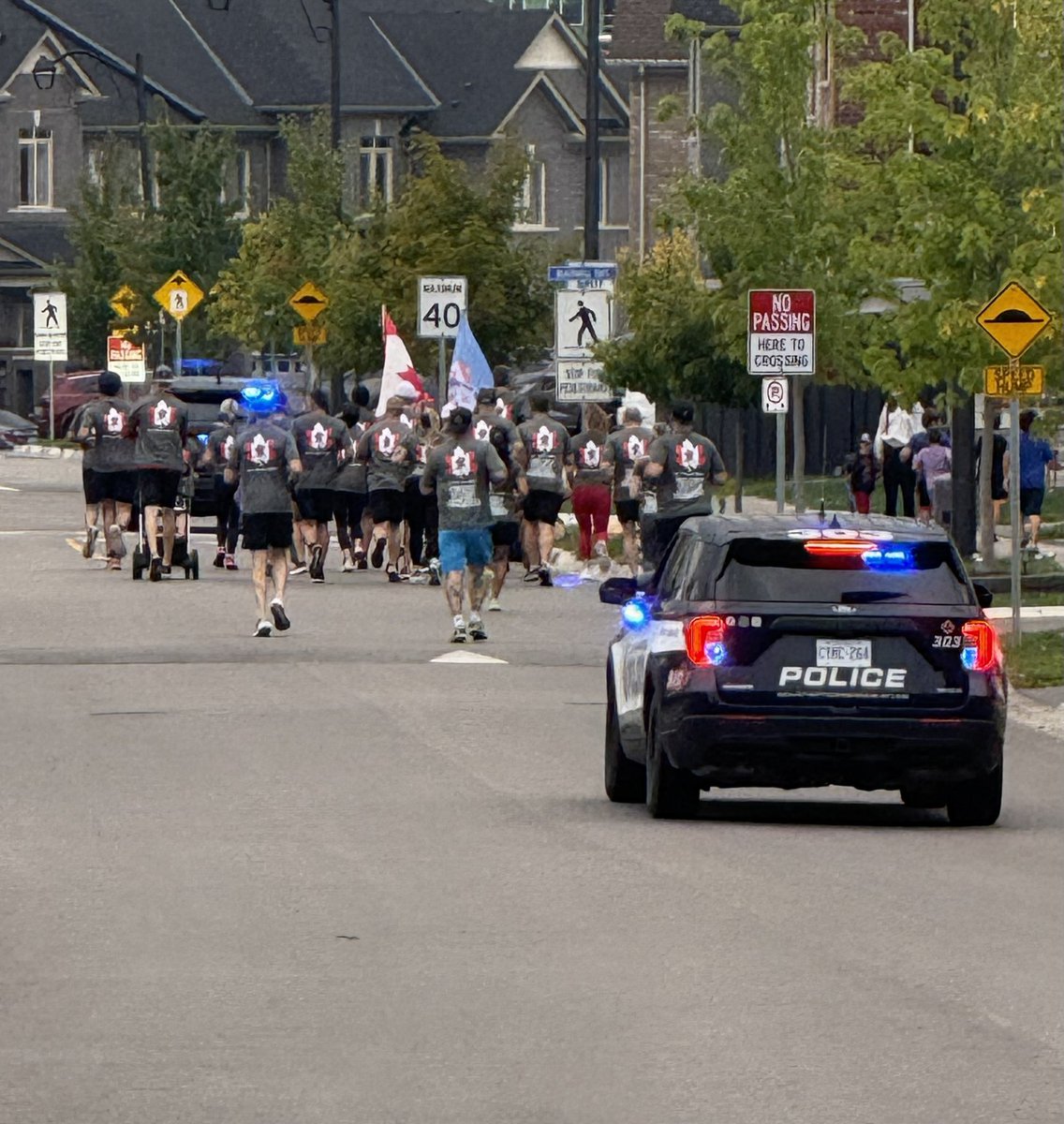 As a special tribute to our fallen heroes, today we kicked off the National Peace Officers’ Memorial Run at South Simcoe Police South Division in Bradford West Gwillimbury. 

The National Peace Officers’ Memorial Run serves to pay tribute to those officers who have valiantly